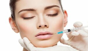 چه مواردی دوام ژل لب را کاهش می دهند ؟