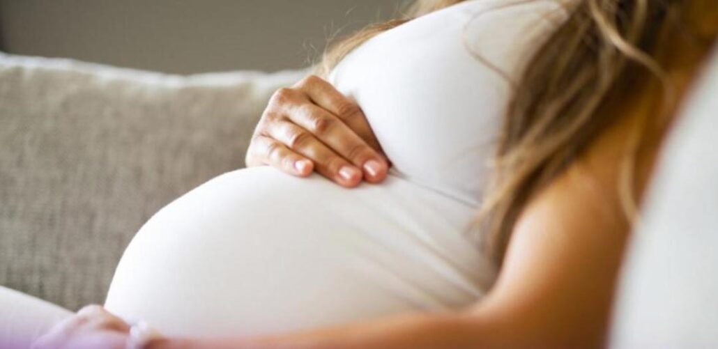 علت بازگشت موهای لیزر شده در بارداری چیست؟