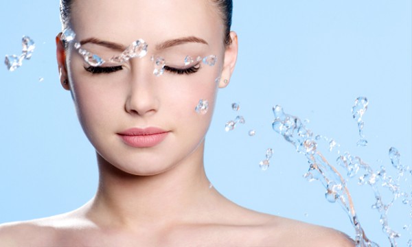 بررسی سطح آبرسانی عمیق پوست