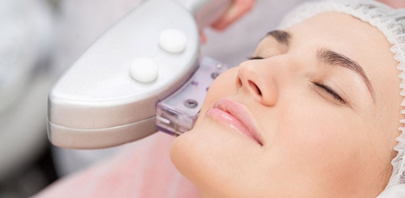 هایفوتراپی و مزوتراپی: دو روش جوانسازی پوست