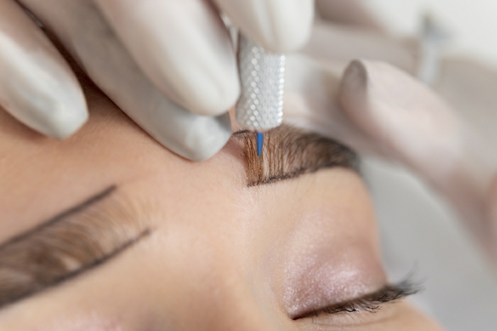 کاشت ابرو چند ساعت طول می کشد؟