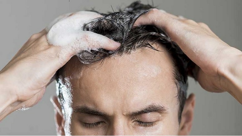 تا چند روز بعد از کاشت مو باید در حمام رفتن ملاحظه کنیم؟
