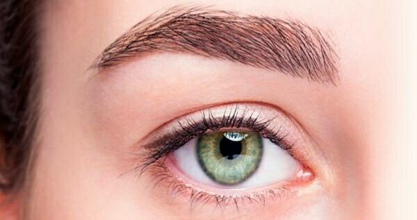 نتیجه حاصل از کاشت ابرو تا چه زمانی ماندگار است!