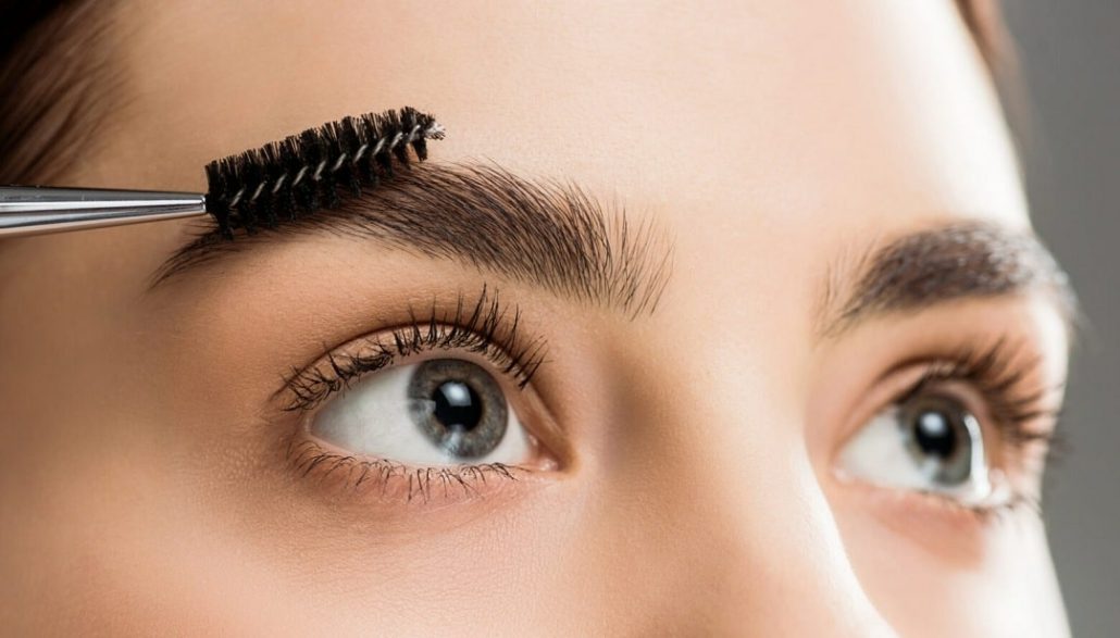 کاشت ابرو چند سال دوام دارد؟
