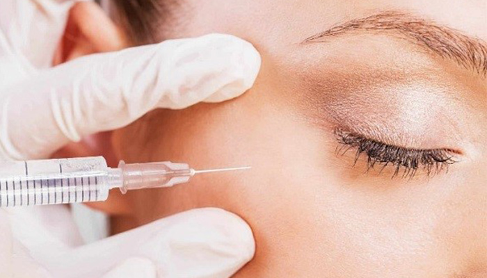 علت کبودی پس از تزریق فیلر زیر چشم