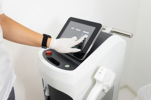 انواع بهترین و جدیدترین دستگاه های لیزر دنیا