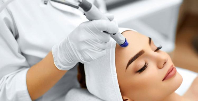 فیشیال صورت در خانه