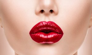 برای ماندگاری فیلر لب چه کنیم؟