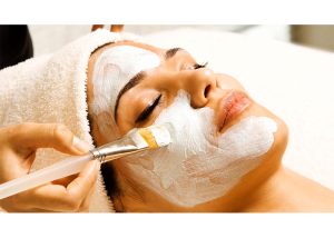 انواع خدمات پاکسازی صورت