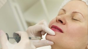 تزریق ژل چانه/مزایا و معایب