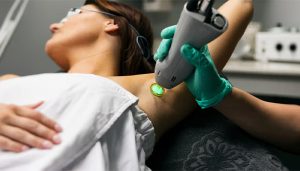 درد لیزر موهای زائد چقدر است؟