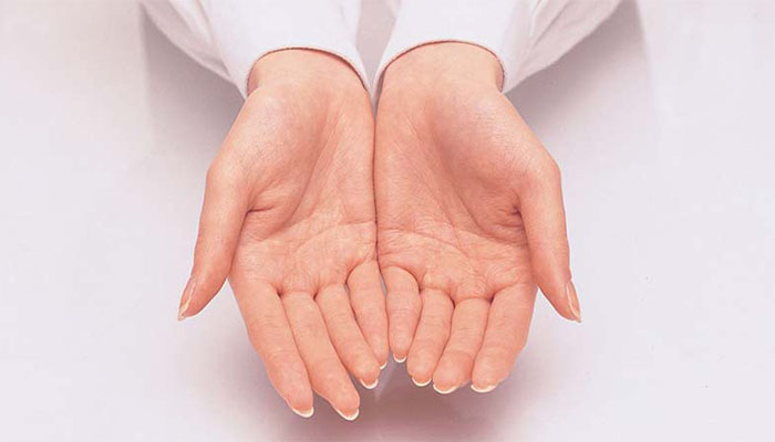 مزایای بوتاکس کف دست