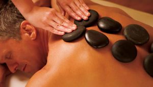 ماساژ سنگ داغ